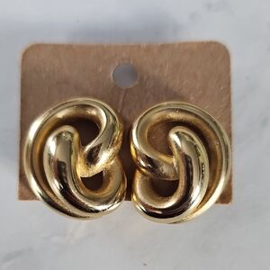 Vintage Erwin Pearl Clip-on Gold-Tone Twisted Earrings